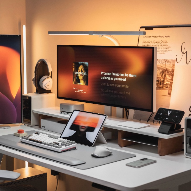 Desk Setup For Laptop And Monitor - Modern Monitör Yükseltici Standı Ergonomik Masa