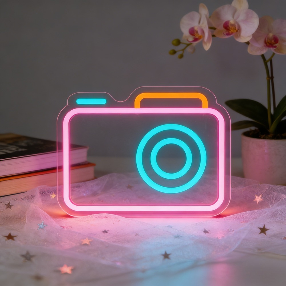 Kamera Neon Tabela LED Duvar S - Desk Setup Photography incelemesi ve fiyatı